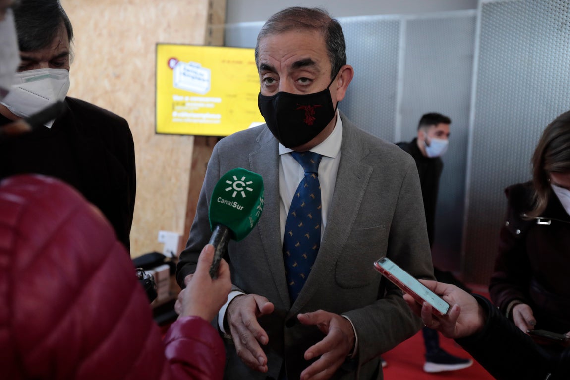 Se buscan universitarios en Sevilla para trabajar en el extranjero