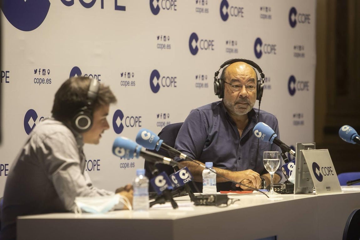 &#039;La Linterna&#039; de la Cope, en directo desde Córdoba, en imágenes