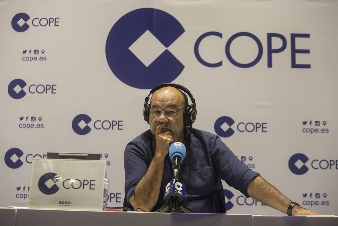 &#039;La Linterna&#039; de la Cope, en directo desde Córdoba, en imágenes