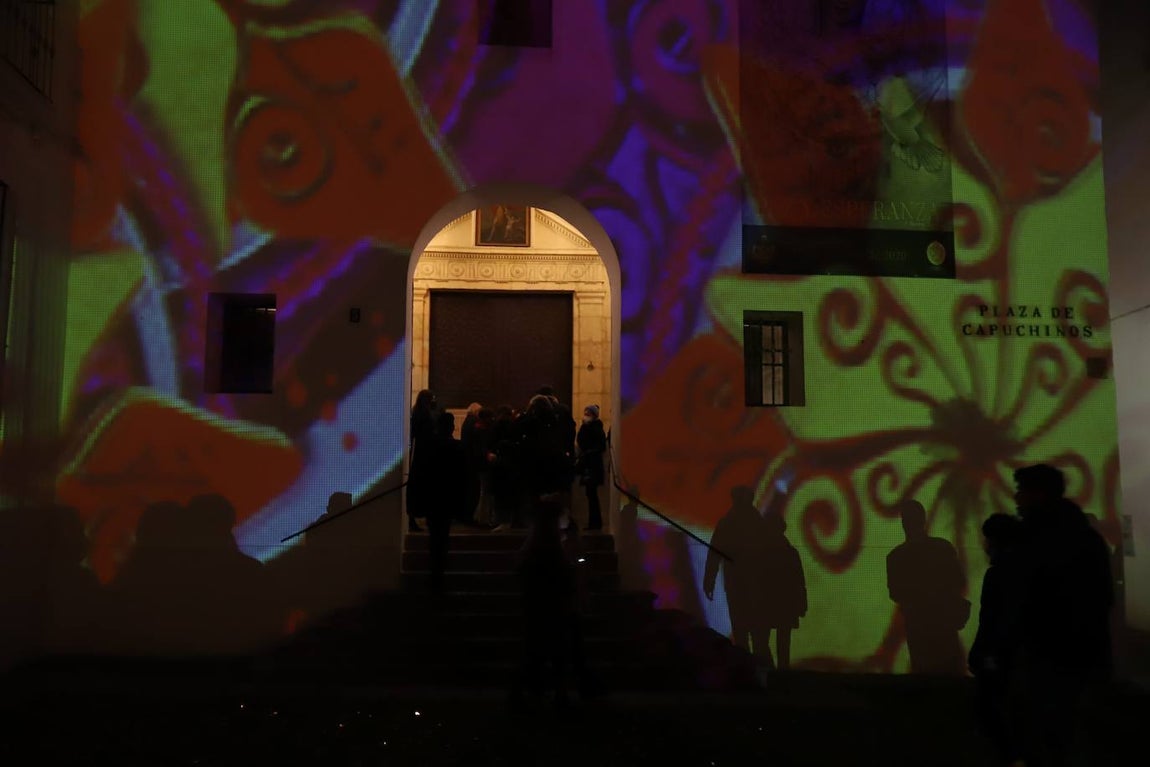 El mapping de la hermandad de la Paz de Córdoba, en imágenes