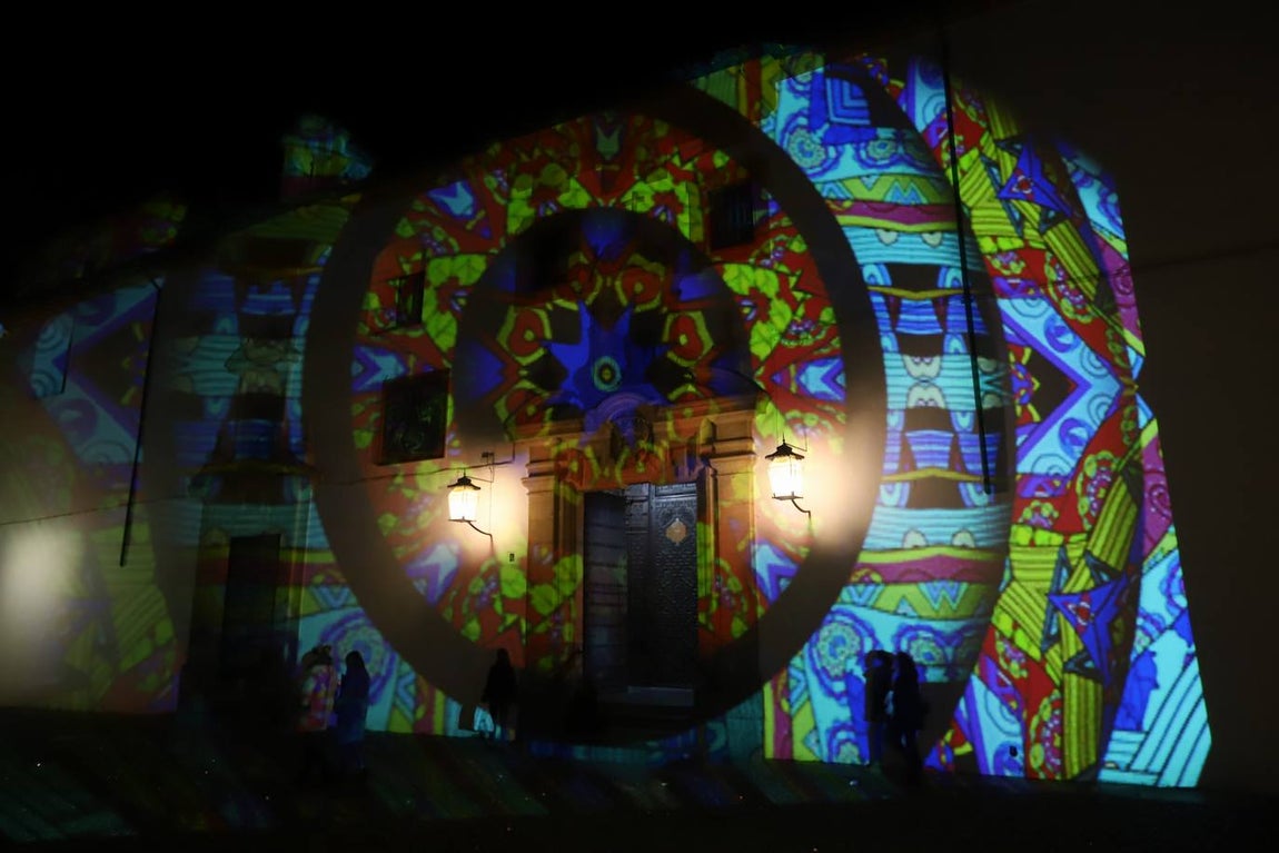 El mapping de la hermandad de la Paz de Córdoba, en imágenes