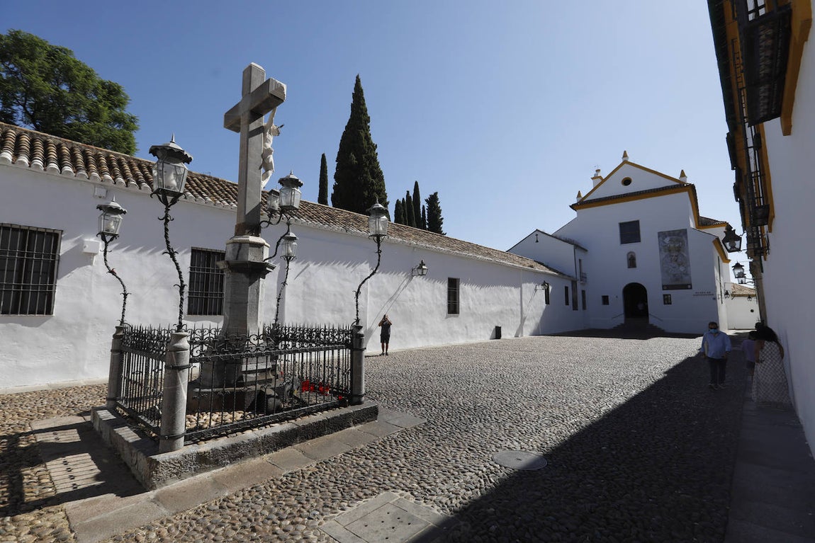 Un paseo por la historia y estética del Cristo de los Faroles de Córdoba, en imágenes
