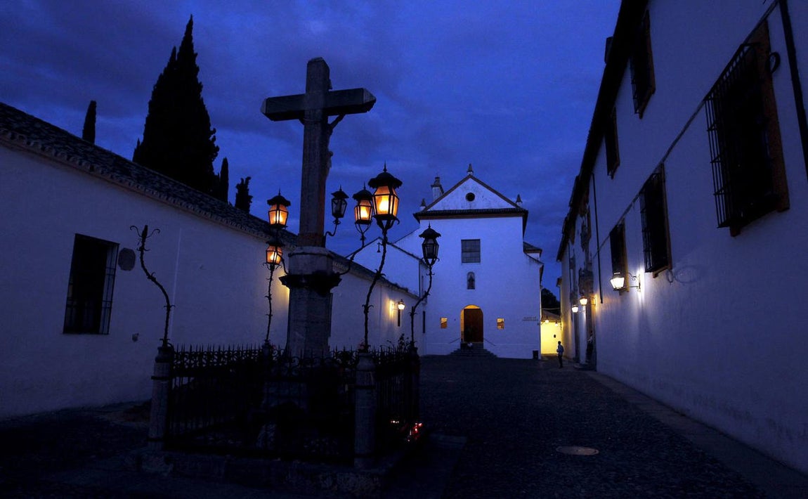 Un paseo por la historia y estética del Cristo de los Faroles de Córdoba, en imágenes