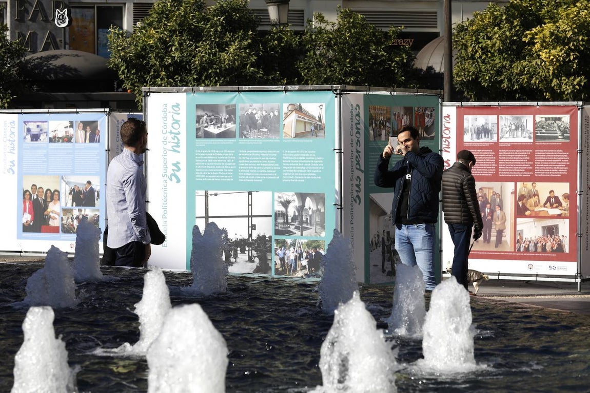 La exposición del 50 aniversario de la Universidad de Córdoba, en imágenes