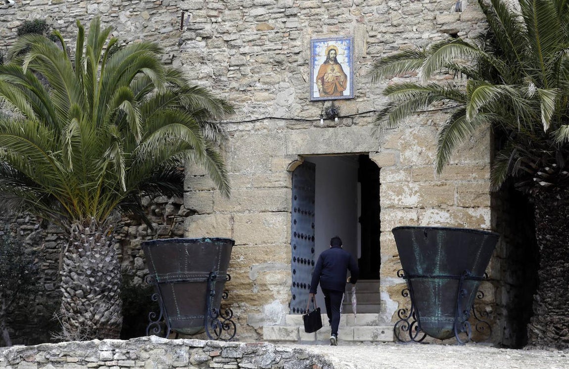 ABC entra en el Castillo de Espejo, en imágenes
