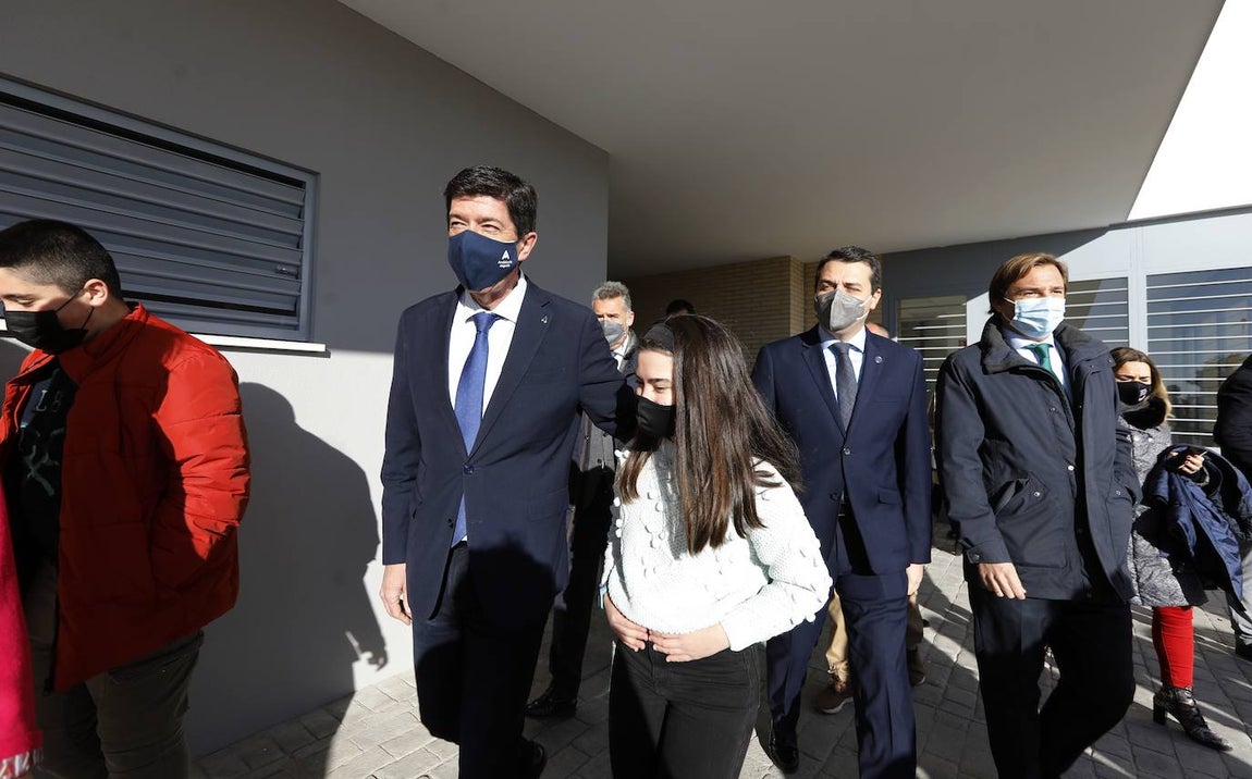 La inauguración del instituto de Miralbaida en Córdoba, en imágenes