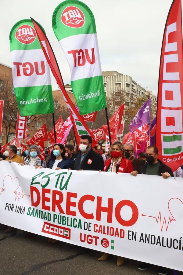 La manifestación en defensa de la sanidad pública en Córdoba, en imágenes