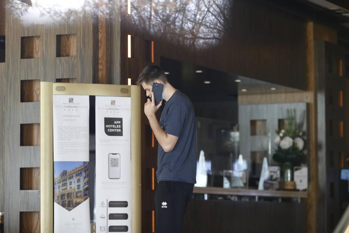 La incertidumbre de la selección de baloncesto de Ucrania en Córdoba, en imágenes