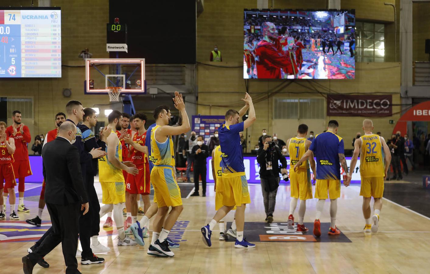 Las mejores imágenes del España - Ucrania de baloncesto en Córdoba