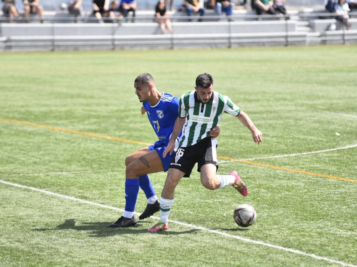 El UD San Fernando - Córdoba CF, en imágenes
