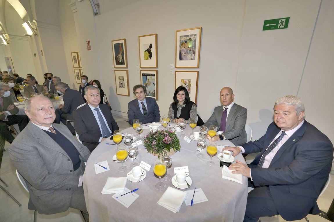 J.M. SERRANO / ROCÍO RUZ