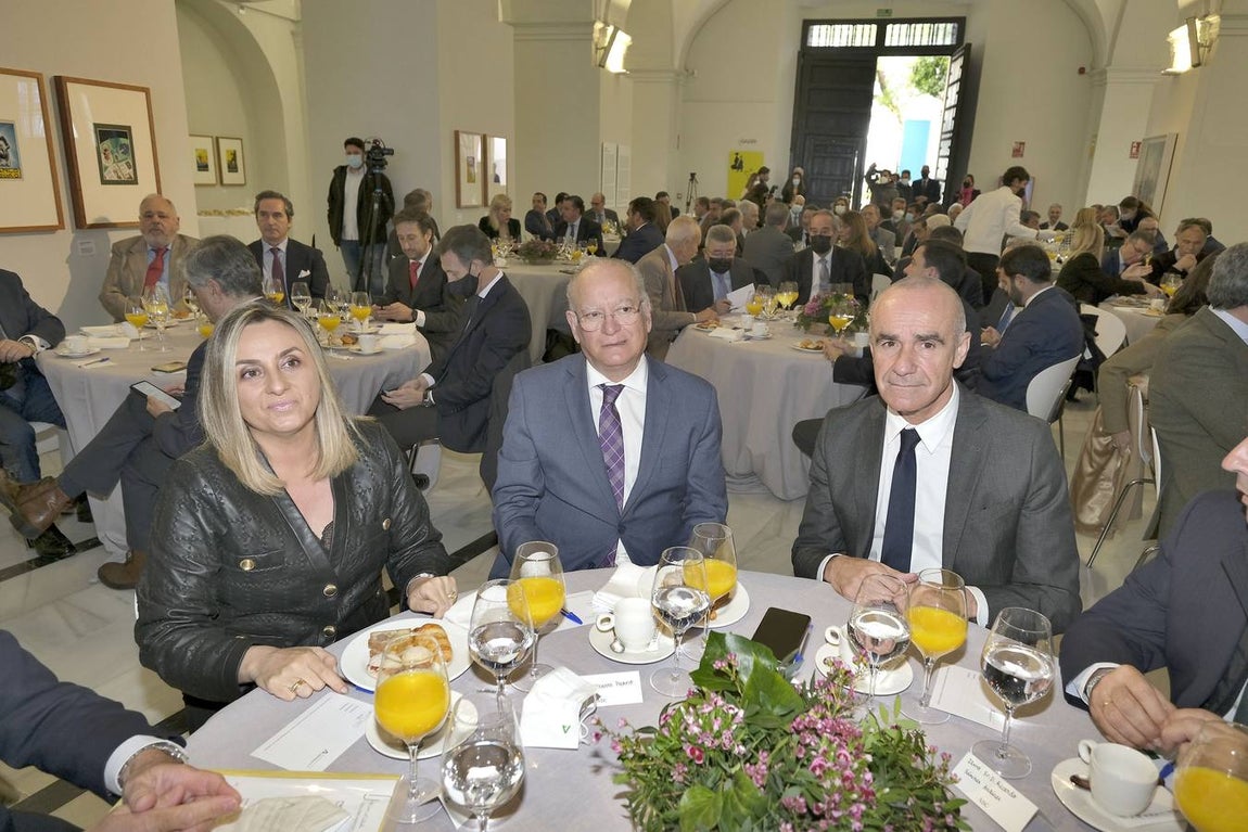 J.M. SERRANO / ROCÍO RUZ