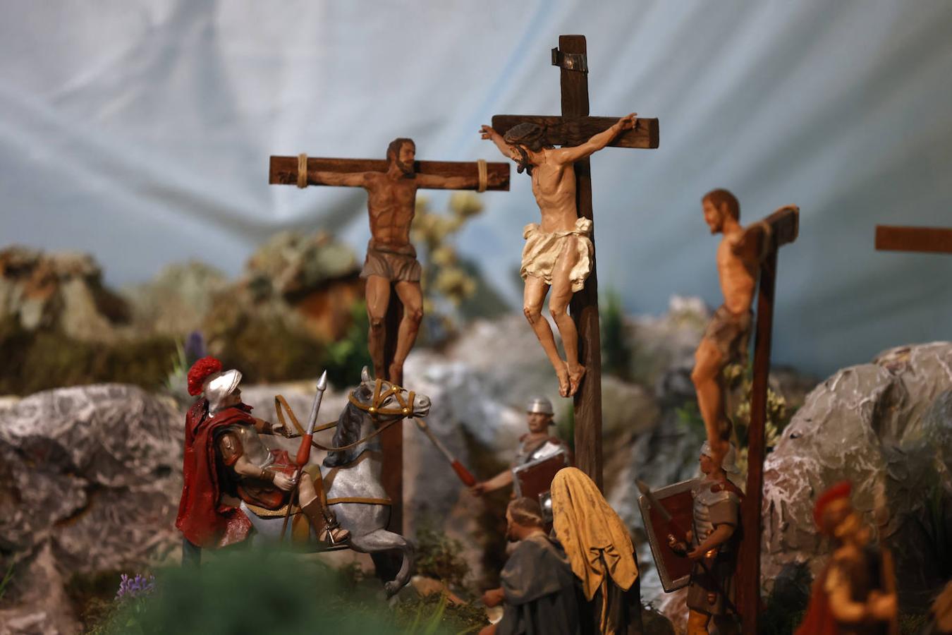 La llamativa Pasión de Cristo en quince dioramas en Zoco Córdoba