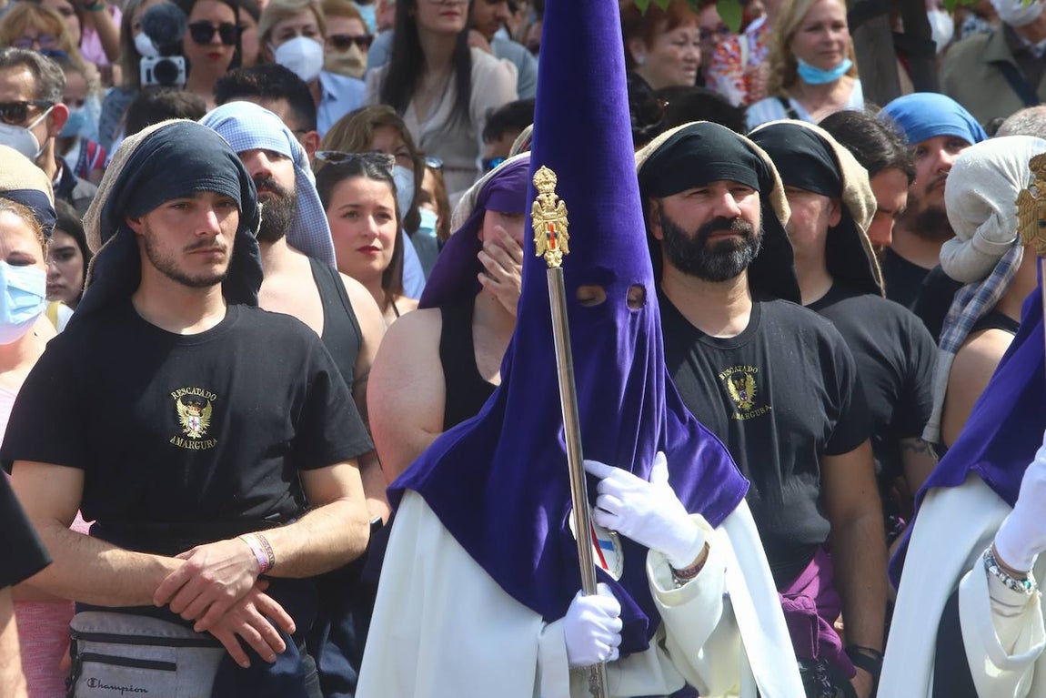 El imágenes, el Rescatado reparte su gracia el Domingo de Ramos en Córdoba