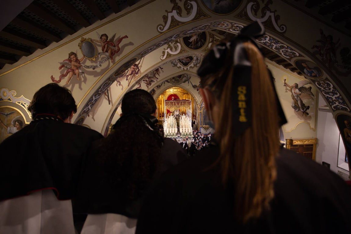 Estación de penitencia de la Hermandad de Santa Genoveva. VANESSA GÓMEZ