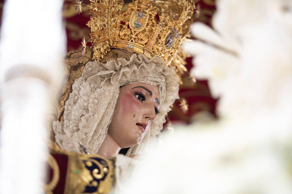 Estación de penitencia de la Hermandad de Santa Genoveva. VANESSA GÓMEZ