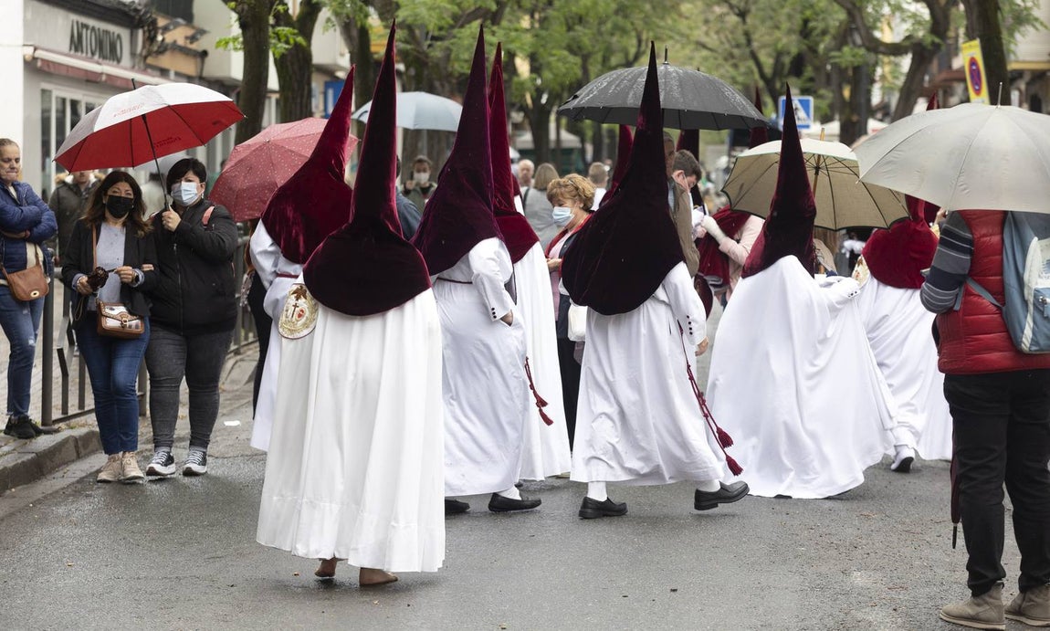 La hermandad del Cerro del Águila suspende su estación de penitencia en este Martes Santo de 2022. MANUEL GÓMEZ