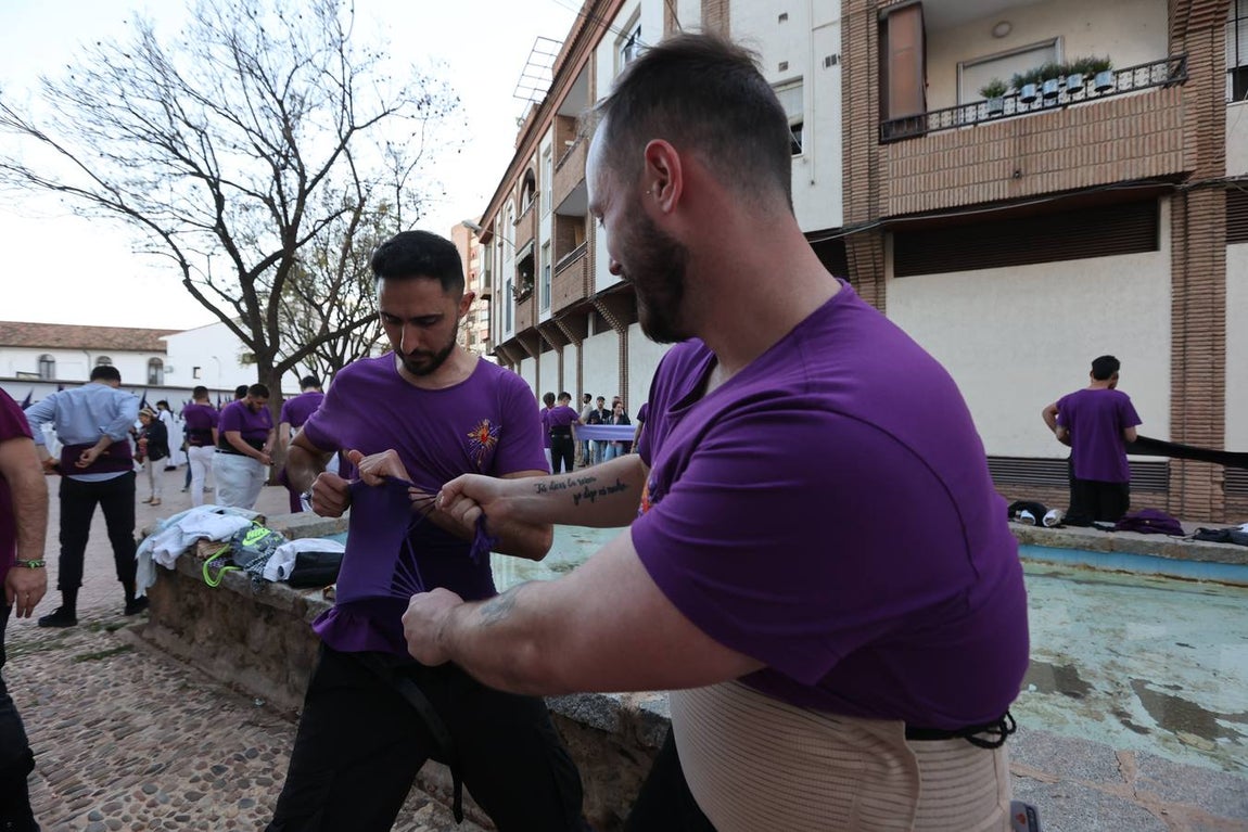Miércoles Santo | La sublime salida de Pasión en Córdoba, en imágenes