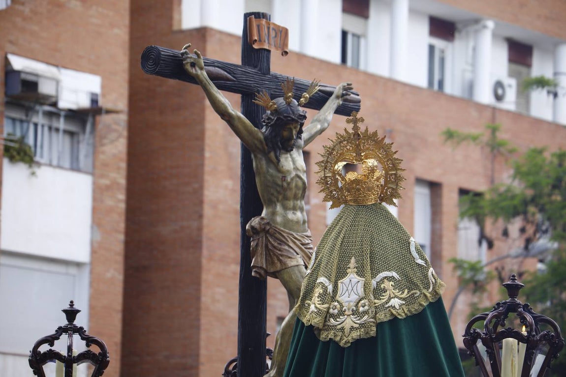 Miércoles Santo | La vibrante salida de la Piedad de Córdoba, en imágenes