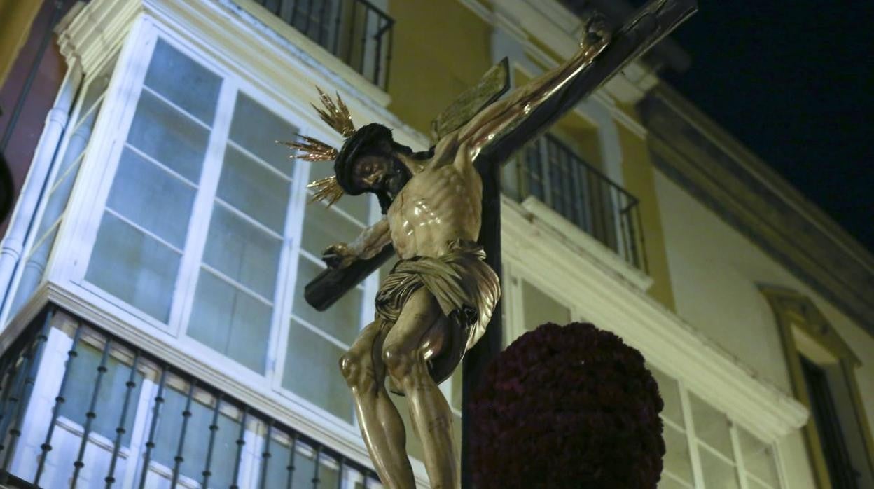 Subir al Calvario desde la Magdalena en la Madrugada de Sevilla