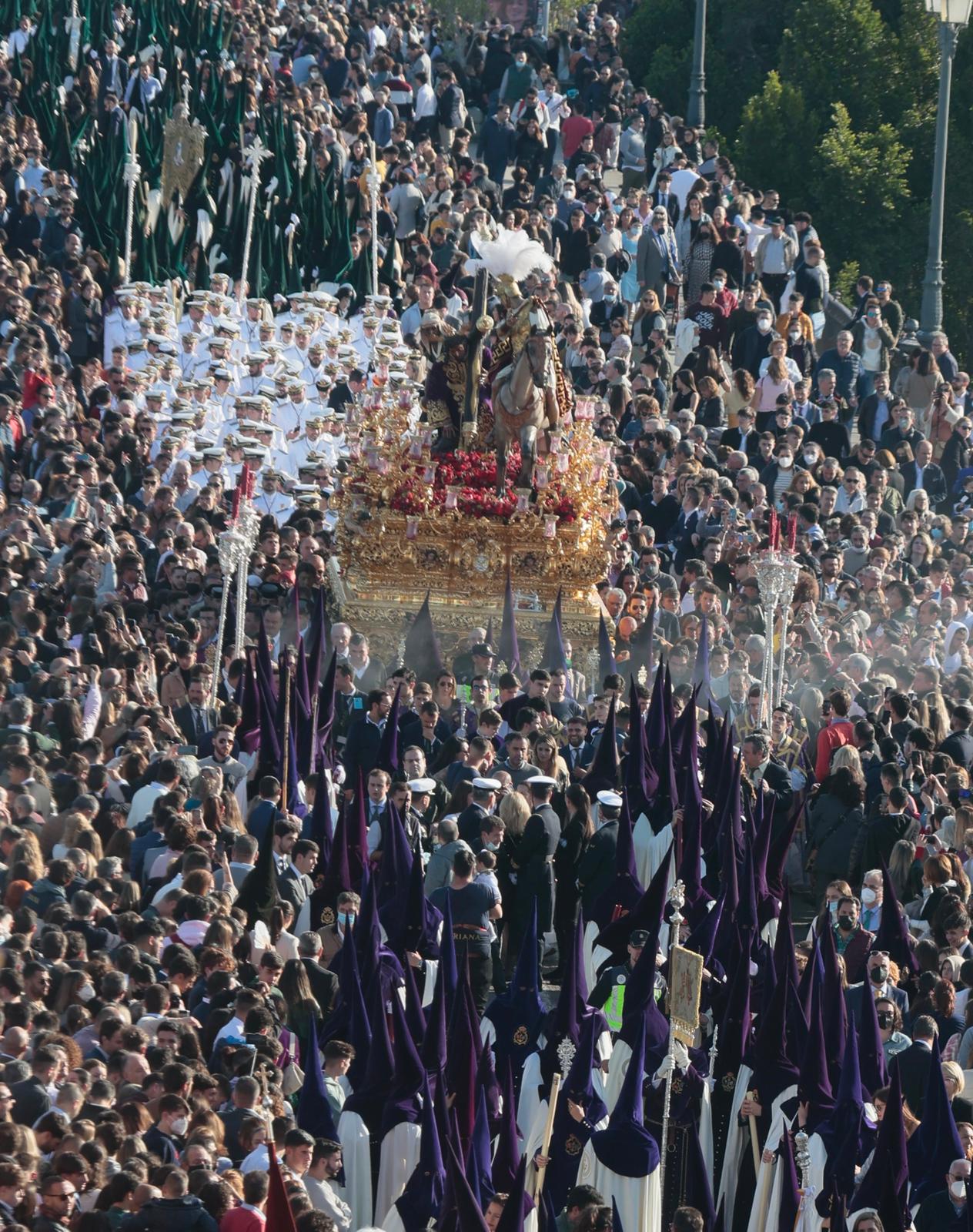 La Esperanza de otra madrugada en Triana