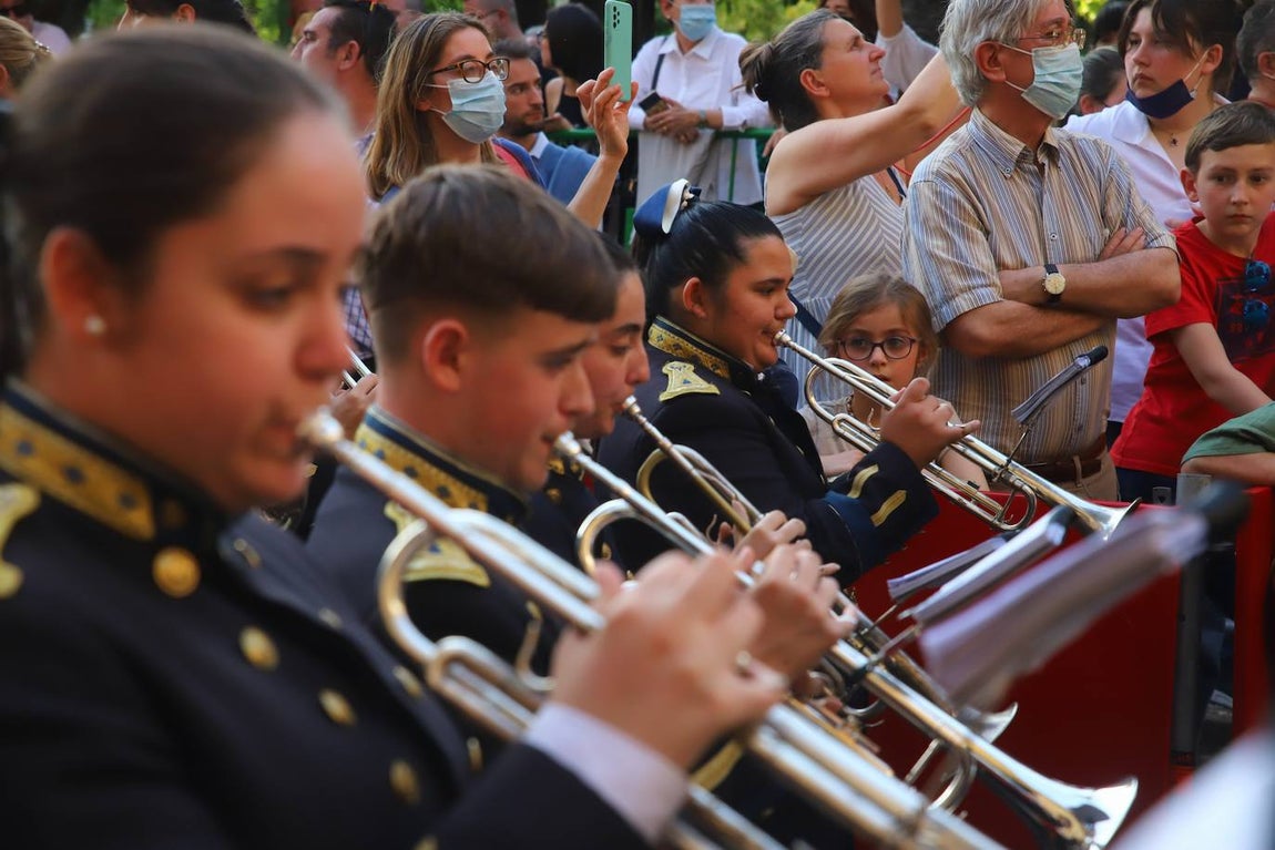 El regreso de la Estrella de Córdoba a San Fernando, en imágenes