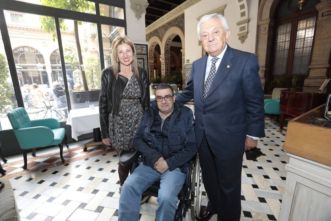 RAÚL DOBLADO / ROCÍO RUZ