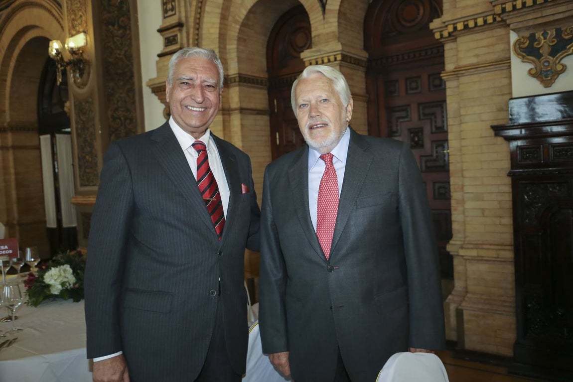 RAÚL DOBLADO / ROCÍO RUZ