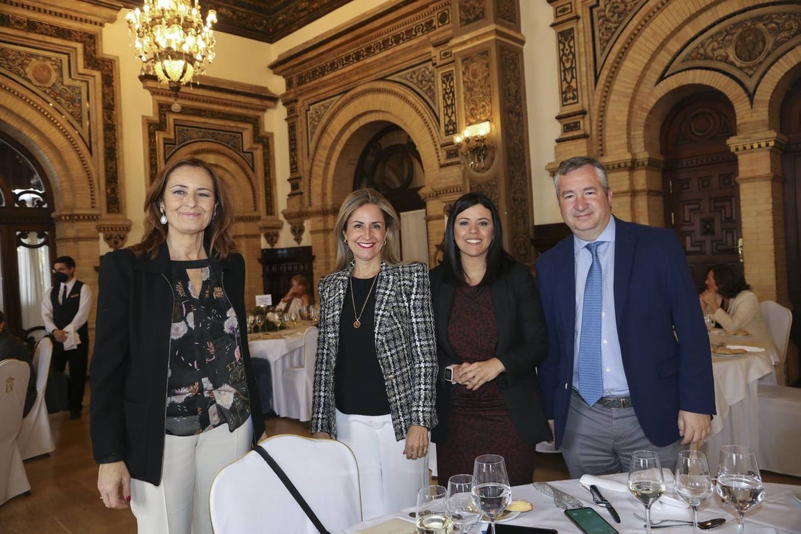 RAÚL DOBLADO / ROCÍO RUZ