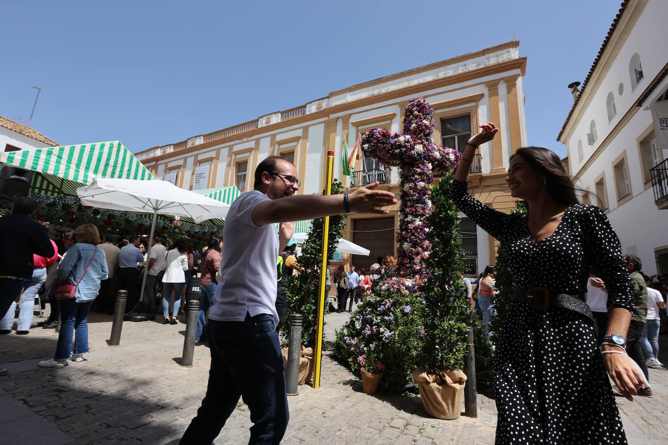 El ambiente del viernes en las Cruces de Córdoba, en imágenes