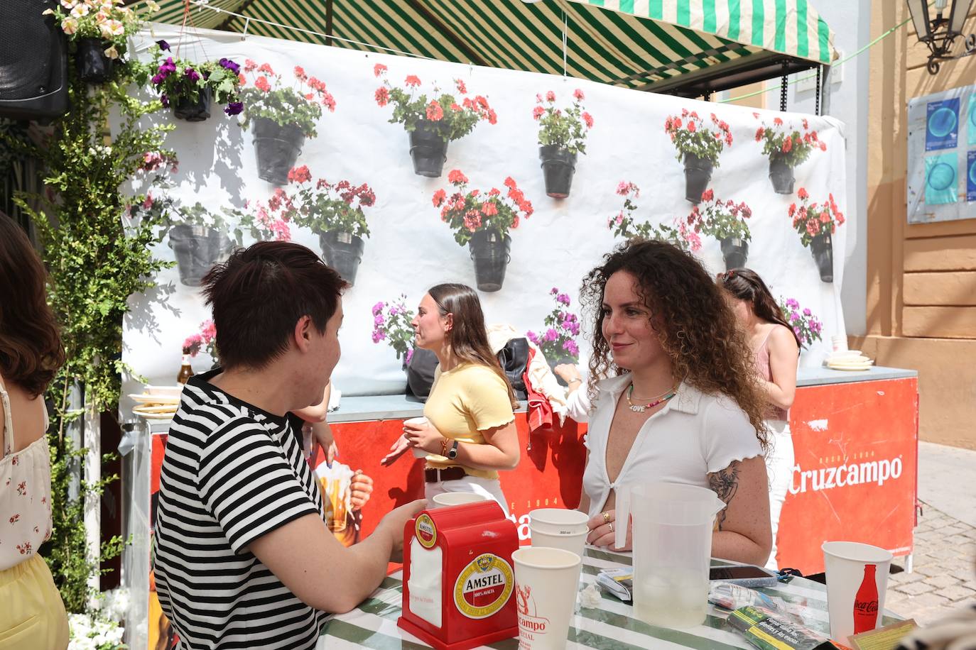 El ambiente del viernes en las Cruces de Córdoba, en imágenes