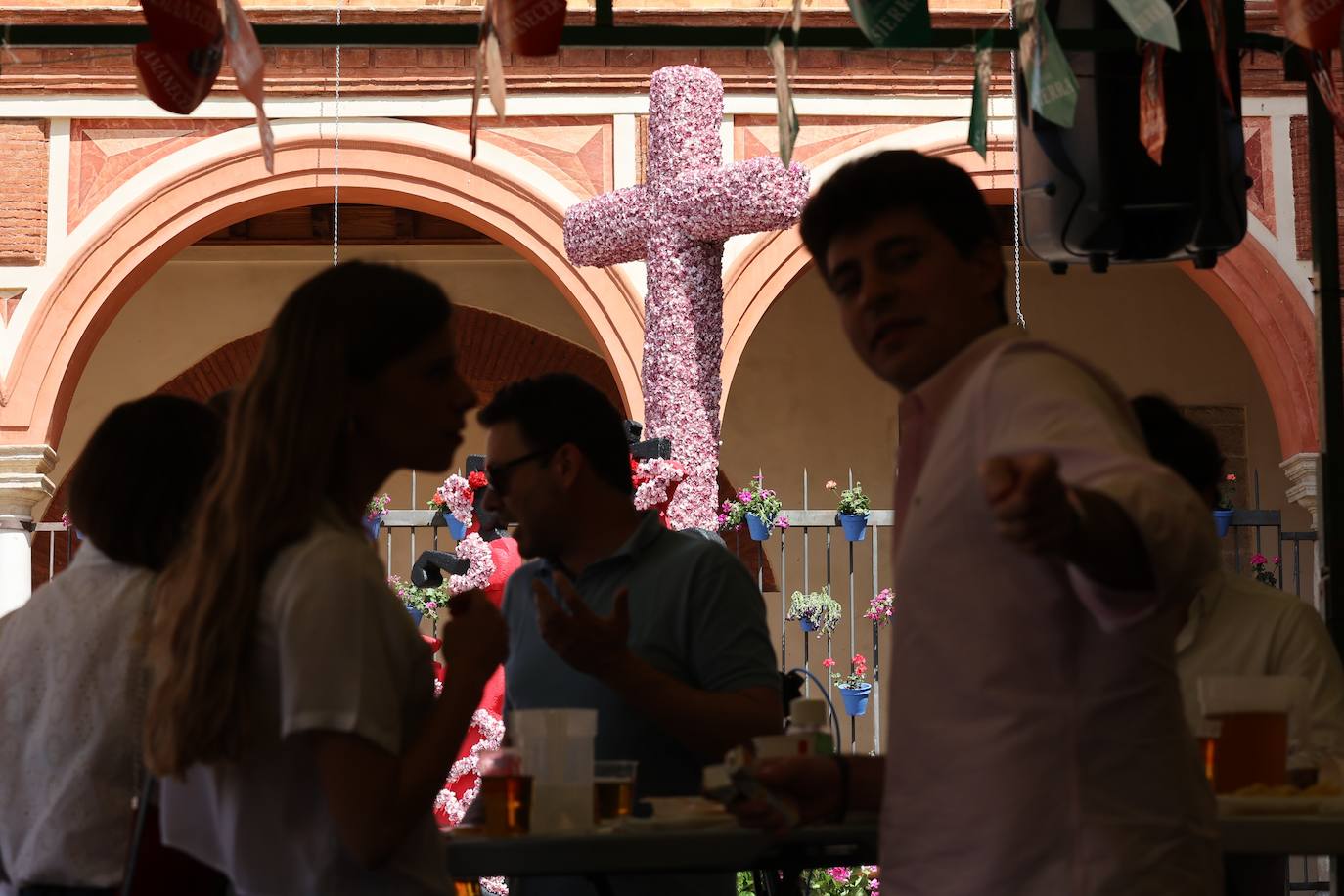 El ambiente del viernes en las Cruces de Córdoba, en imágenes