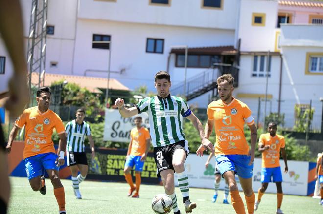 Así está el Córdoba CF en la clasificación del Grupo 4 de Segunda RFEF tras empatar con el Panadería Pulido