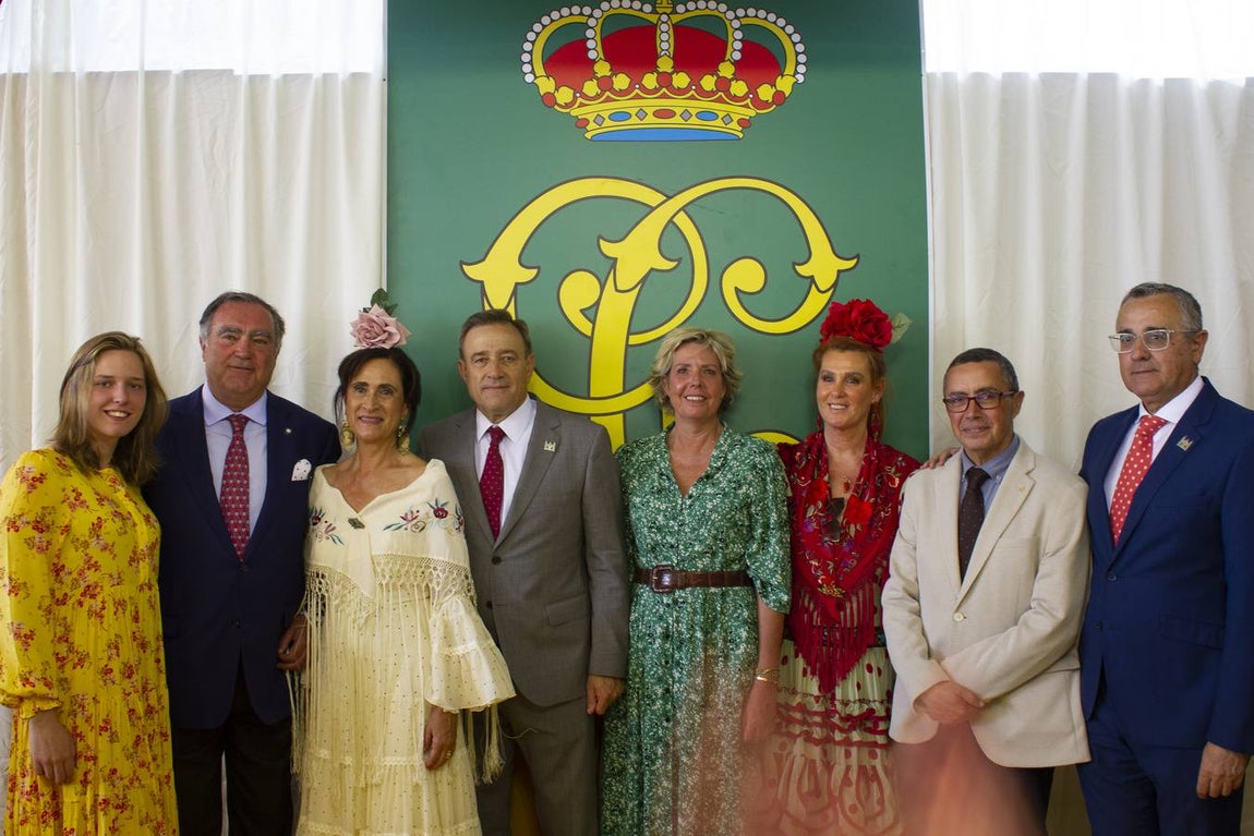 Recepción en la caseta de la Guardia Civil. MANUEL GÓMEZ