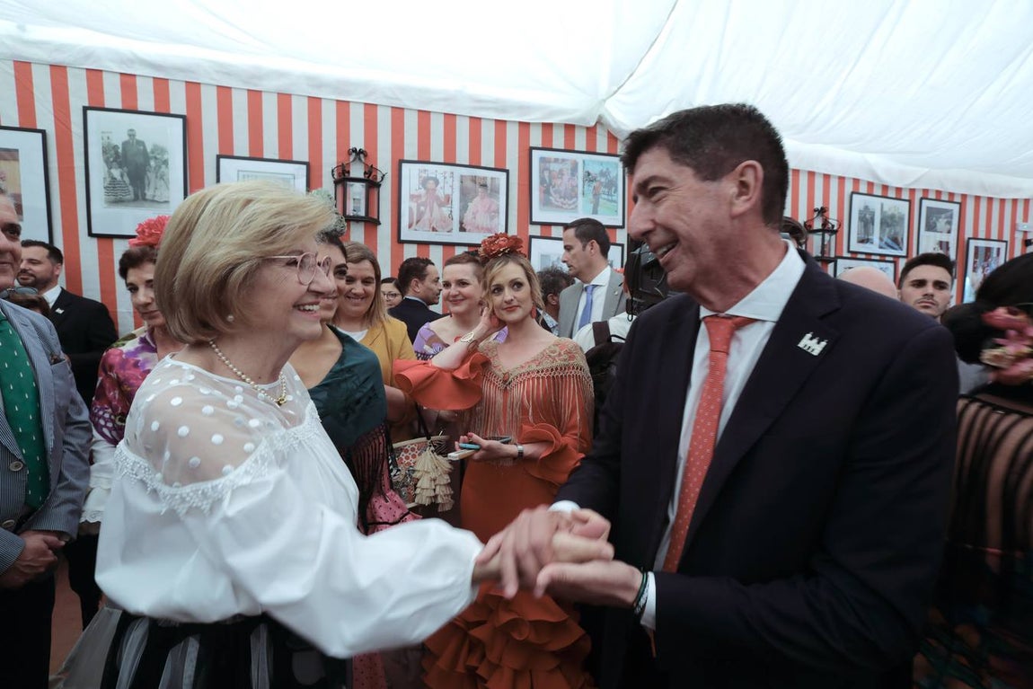 Entrega de los 'Claveles de la Prensa 2022' de la Asociación de la Prensa de Sevilla a Rocío Márquez, Alfonso Sánchez, Alberto López y la Asociación Maruja Vilches con el Polígono Sur. RAÚL DOBLADO