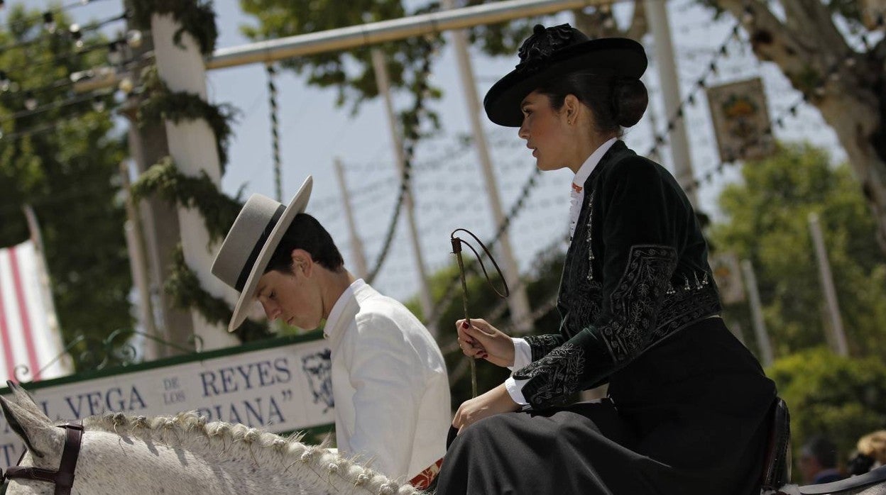 Feria de Sevilla 2022: un jueves que va anunciando el final de la fiesta (I)