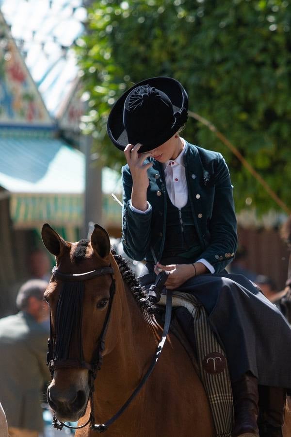 Ambiente durante el jueves en la Feria de Sevilla 2022. VANESSA GÓMEZ