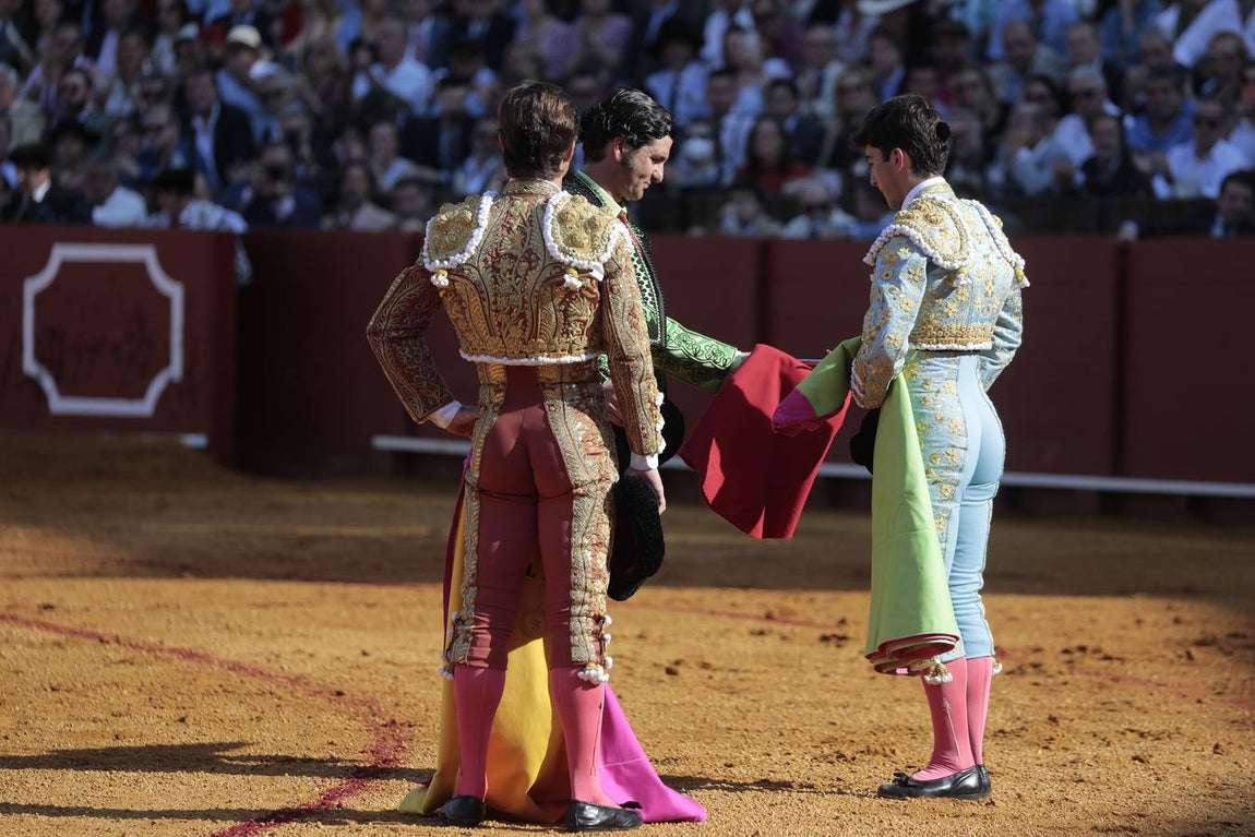 Corrida del sábado de farolillos de 2022 en la plaza de toros de Sevilla. RAÚL DOBLADO