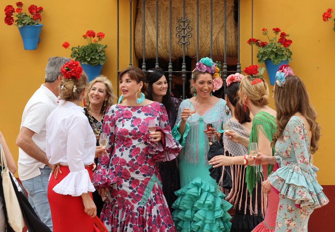 El familiar ambiente del domingo de Feria de Córdoba, en imágenes