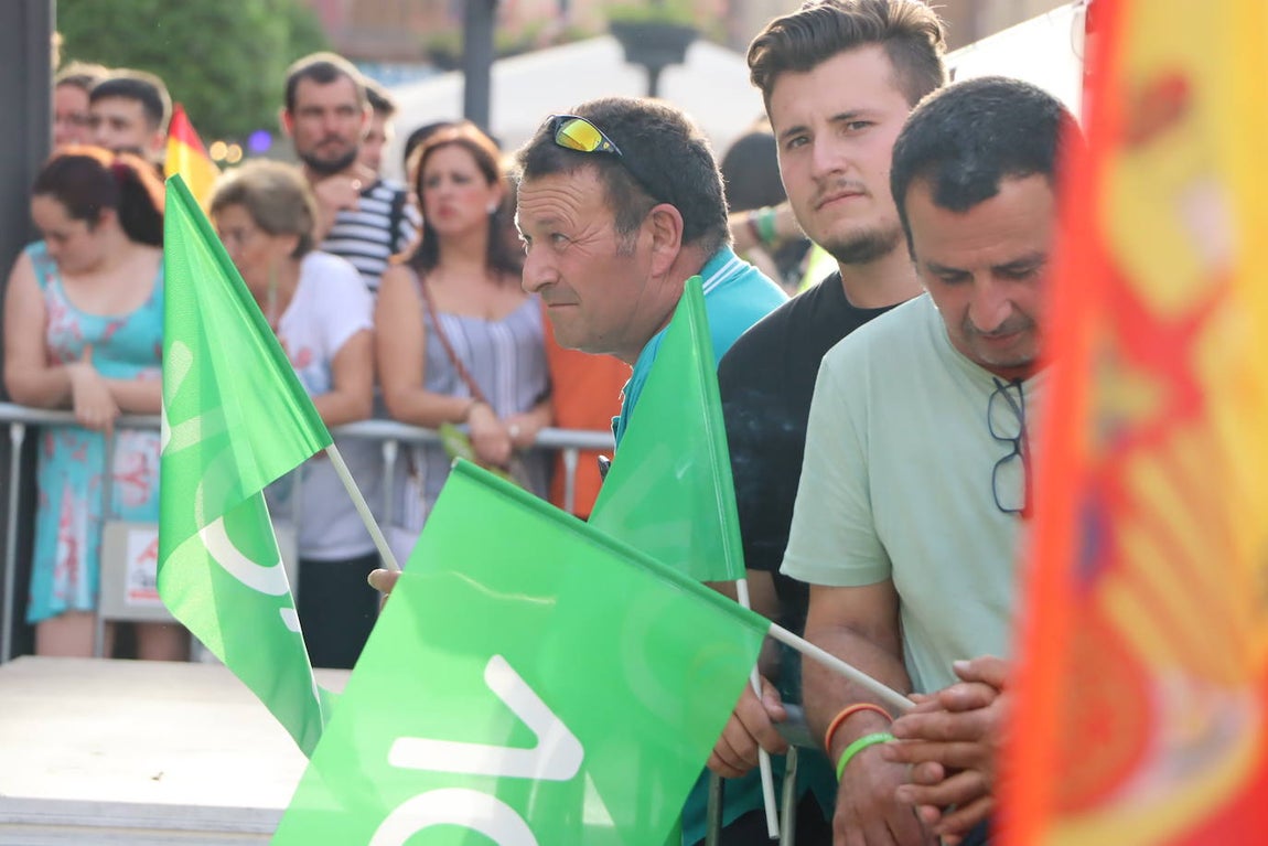 El mitin de Vox en Lucena, en imágenes