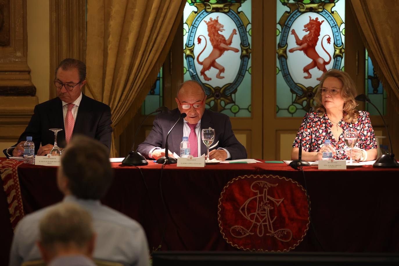 La asamblea del Círculo de la Amistad de Córdoba, en imágenes