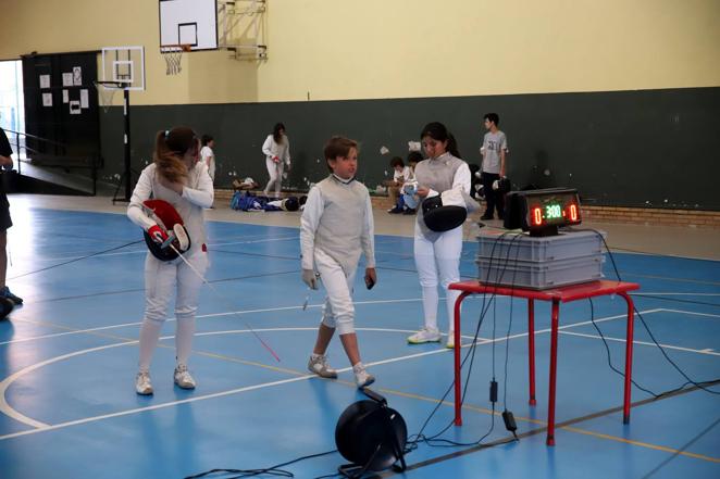 La belleza de la práctica de la esgrima en Córdoba, en imágenes