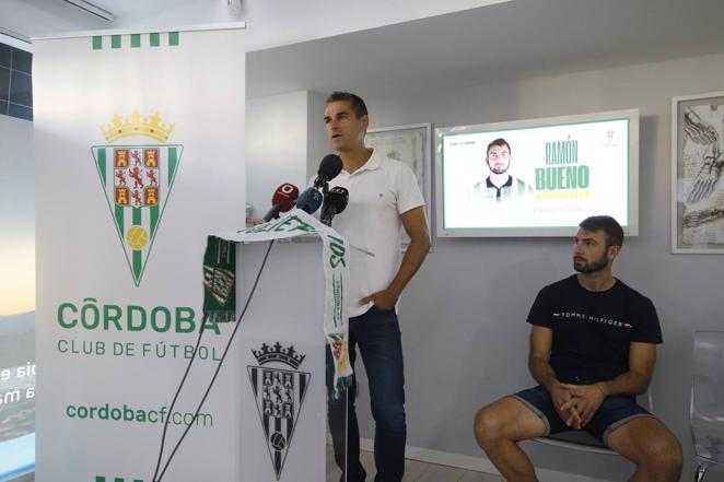 La presentación de Ramón Bueno, en imágenes