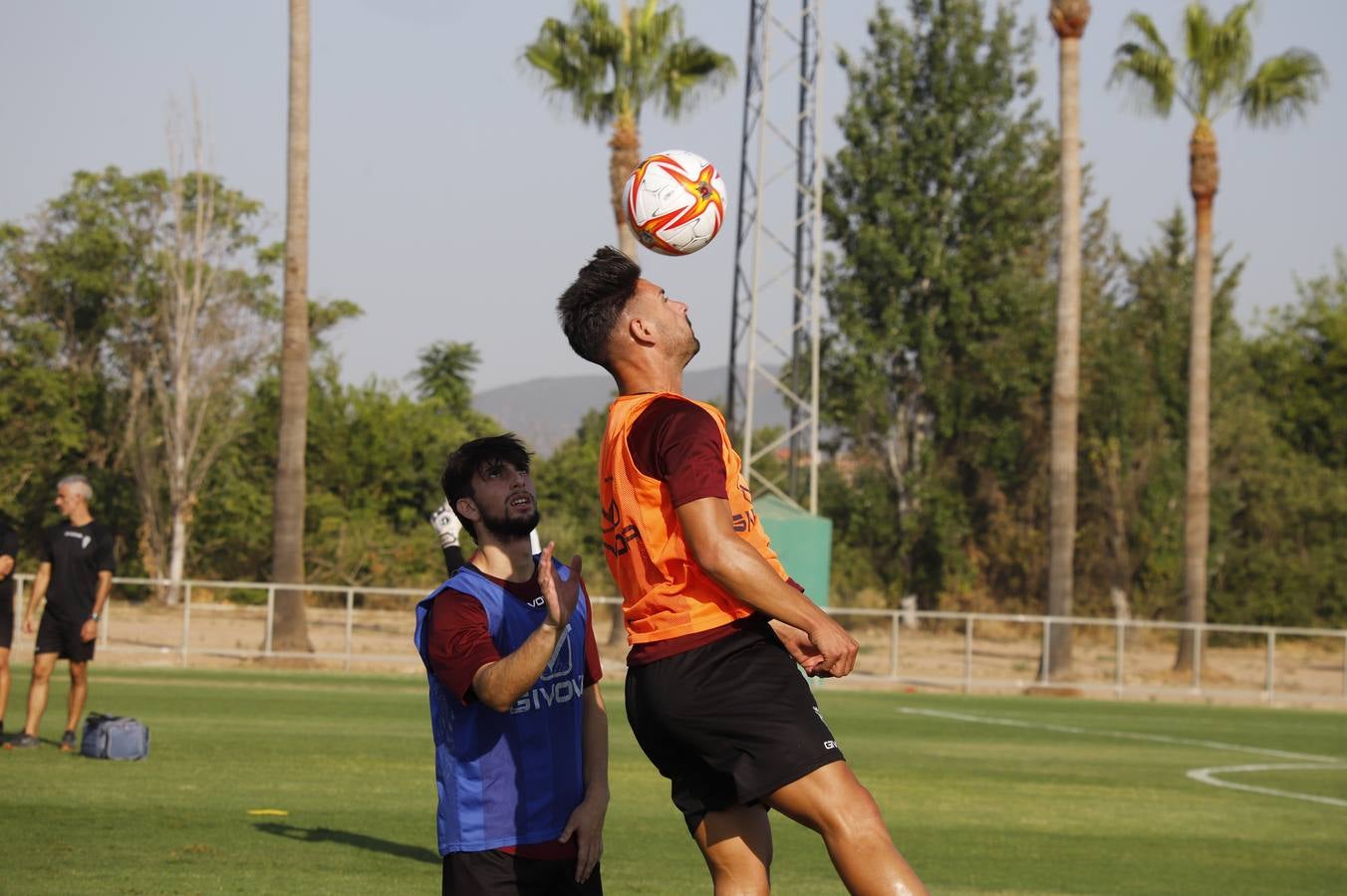 El primer entrenamiento de la temporada del Córdoba CF, en imágenes