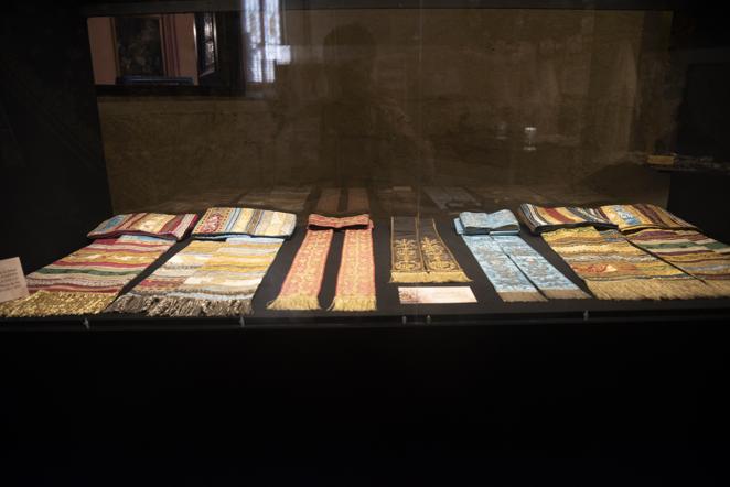 El Santo Ángel presenta el nuevo manto y proyecto de palio de la Virgen de la Salud