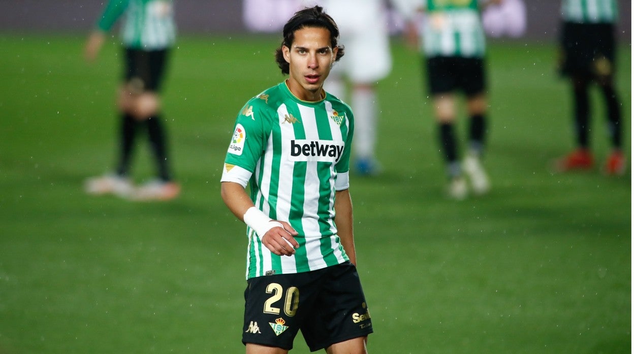 Lainez durante el partido contra el Real Madrid