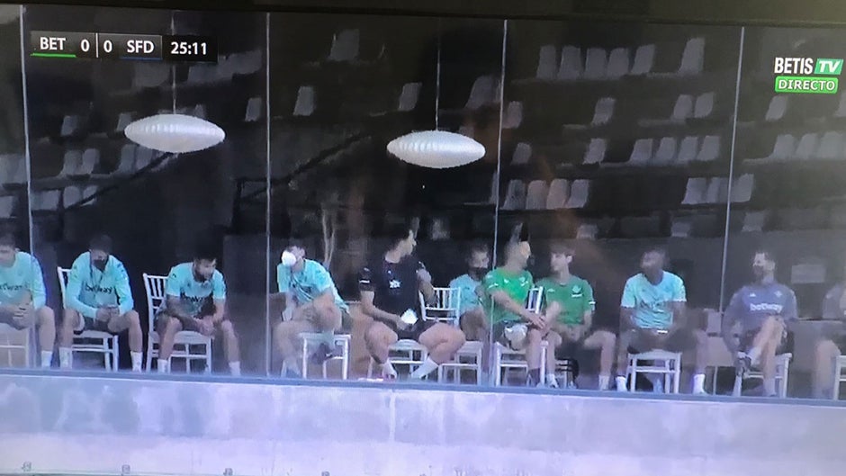 El apoyo del primer equipo al Betis Deportivo en su 'final' ante el San Fernando