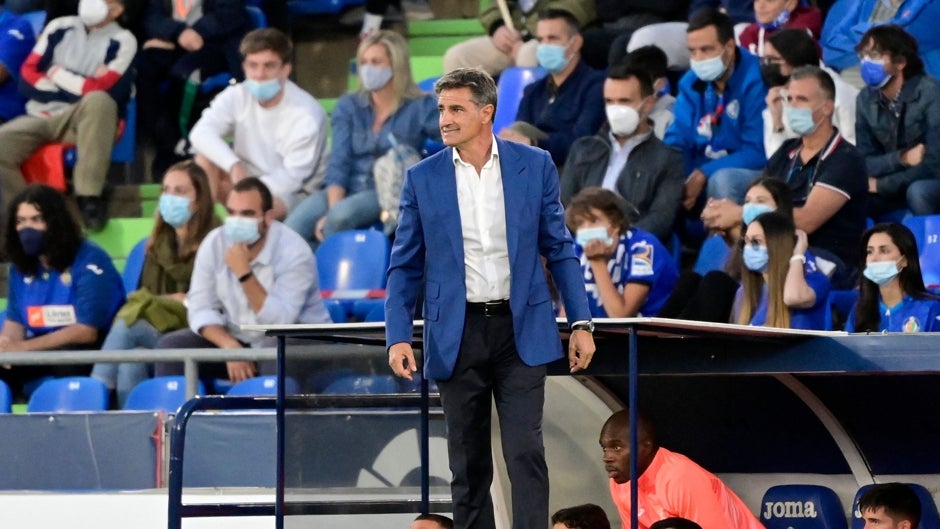 Míchel elogia al Betis y confirma que jugará con defensa de cinco en el Villamarín