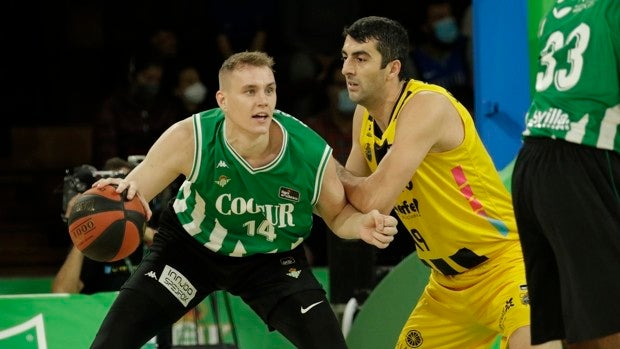 El Lenovo Tenerife - Coosur Betis también se aplaza por culpa del Covid