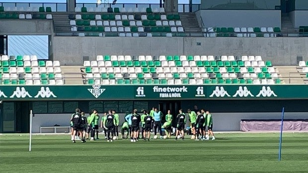 Rodri y Lainez vuelven con el grupo
